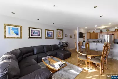 214 The Promenade 214 #214, Edgewater, NJ 07020 - Photo 6