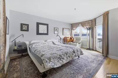 214 The Promenade 214 #214, Edgewater, NJ 07020 - Photo 18