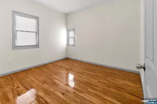 183 6th Street 181, Newark, NJ 07107 - Photo 8