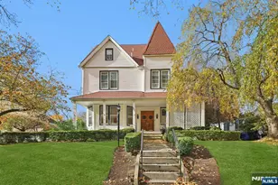 328 Carmita Ave, Rutherford, NJ 07070 - Photo 4