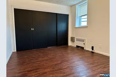 530 Valley Brook Avenue 2Fl #2FL, Lyndhurst Township, NJ 07071 - Photo 4