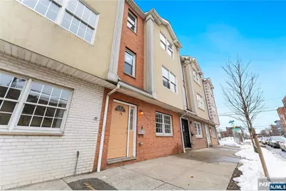 18 Kinney Street, Newark, NJ 07102 - Photo 1