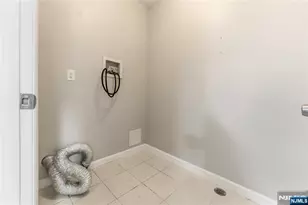 18 Kinney St, Newark, NJ 07102 - Photo 14