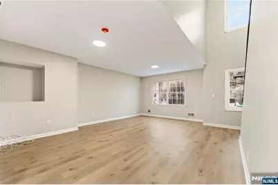 18 Kinney Street, Newark, NJ 07102 - Photo 6