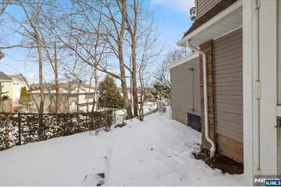124 Hawthorne Avenue, Clifton, NJ 07011 - Photo 28