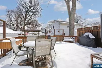 56 Lilac Street, Bergenfield, NJ 07621 - Photo 18