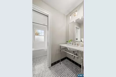 134 Maplewood Avenue, Maplewood, NJ 07040 - Photo 28