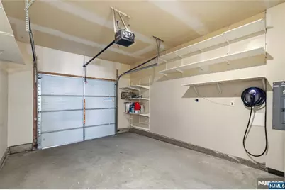 25 Veterans Drive, Wood Ridge, NJ 07075 - Photo 22