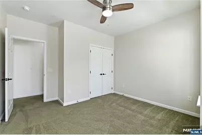 25 Veterans Drive, Wood Ridge, NJ 07075 - Photo 16