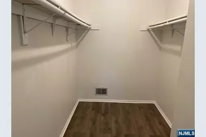 126 Raintree Lane, Mahwah, NJ 07430 - Photo 14