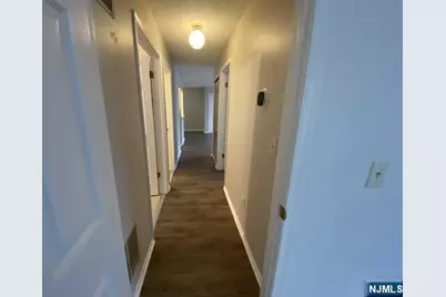 126 Raintree Lane, Mahwah, NJ 07430 - Photo 8