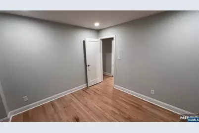 86 N Walnut Street, Ridgewood, NJ 07450 - Photo 14