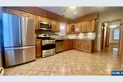 143 Elm Street 1 #1, Kearny, NJ 07032 - Photo 2