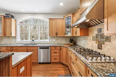 12 Cowie Road, Chester, NJ 07930 - Photo 18