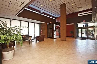 555 Gorge Road 3B #3B, Cliffside Park, NJ 07010 - Photo 10