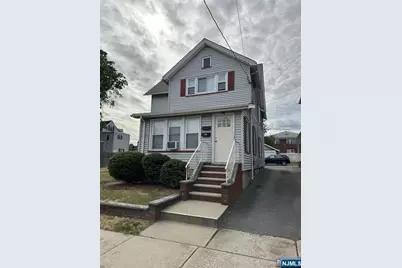 289 Livingston Avenue 2nd Fl #2nd Fl, Lyndhurst Township, NJ 07071 - Photo 1