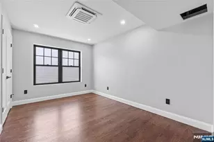 481 15th Ave, Newark, NJ 07103 - Photo 10