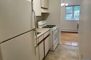 208 Washington Dr, Ramsey, NJ 07446 - Photo 6