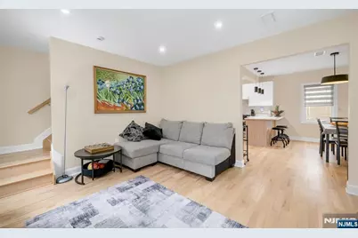 107 Chestnut Street, Rochelle Park Township, NJ 07662 - Photo 6