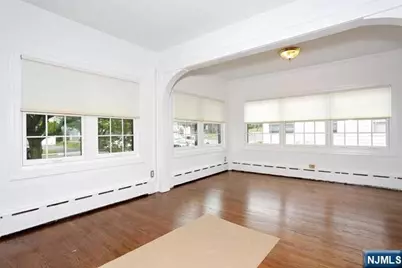 220 Raymond Street, Hasbrouck Heights, NJ 07604 - Photo 12