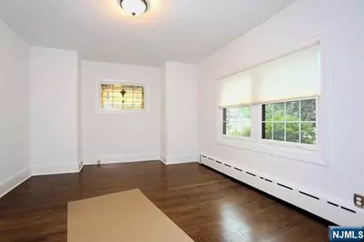 220 Raymond Street, Hasbrouck Heights, NJ 07604 - Photo 14