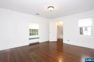 220 Raymond St, Hasbrouck Heights, NJ 07604 - Photo 18