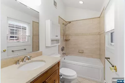 281 Wayne Avenue 281 #281, Cliffside Park, NJ 07010 - Photo 14
