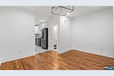 270 Ogden Street, Orange, NJ 07050 - Photo 30