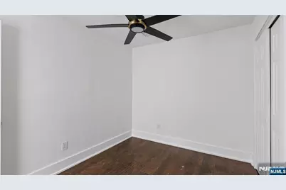 270 Ogden Street, Orange, NJ 07050 - Photo 8