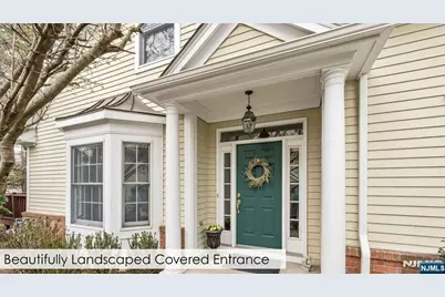 311 Huntington Court, Wyckoff Township, NJ 07481 - Photo 2