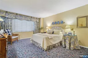 555 North Ave 17-U, Fort Lee, NJ 07024 - Photo 10