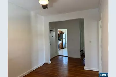 140 W Englewood Avenue C4 #C4, Teaneck Township, NJ 07652 - Photo 6