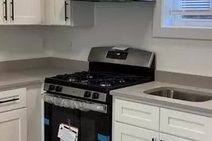 11 Bellview Pl C, Palisades Park, NJ 07650 - Photo 2