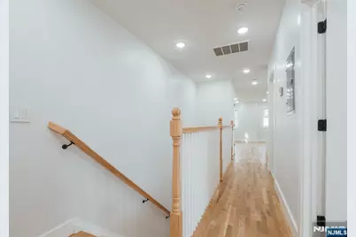 90 Hollywood Avenue 2 #2, East Orange, NJ 07018 - Photo 12