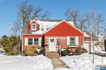 10-09 Charles Street, Fair Lawn, NJ 07410 - Photo 2