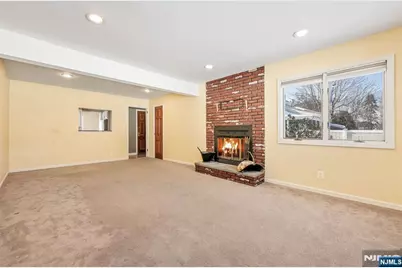 10-09 Charles Street, Fair Lawn, NJ 07410 - Photo 18