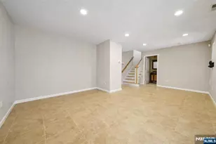 41 Ramsey Ave, Ramsey, NJ 07446 - Photo 22