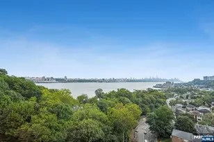 100 Old Palisade Road Pl16, Fort Lee, NJ 07024 - Photo 6