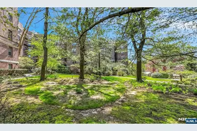 100 A 22 #22, Englewood, NJ 07631 - Photo 14