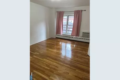 1575 Center Avenue 2E #2E, Fort Lee, NJ 07024 - Photo 2