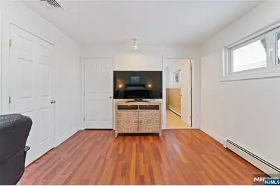 4 Harlow Crescent, Fair Lawn, NJ 07410 - Photo 16