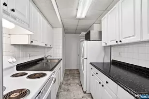 2148 South Street Ground, Fort Lee, NJ 07024 - Photo 8