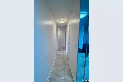 300 Winston 702 #702, Cliffside Park, NJ 07010 - Photo 10