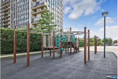 300 Winston 702 #702, Cliffside Park, NJ 07010 - Photo 22