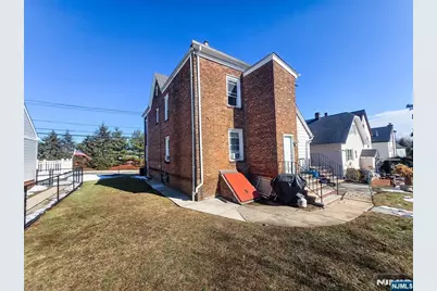 23 Lincoln Place 2nd Floor #2nd Floor, Garfield, NJ 07026 - Photo 16