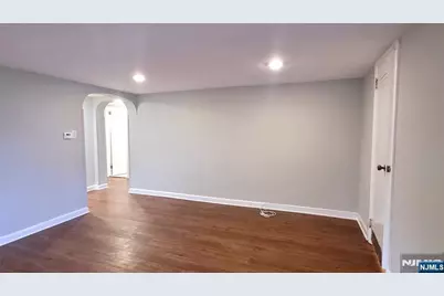 330 Chase Avenue G #G, Lyndhurst Township, NJ 07071 - Photo 6