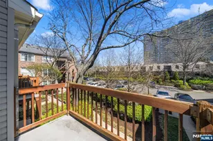166 Lynette Dr, Fort Lee, NJ 07024 - Photo 18