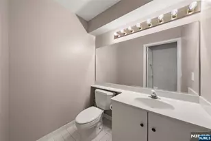 166 Lynette Dr, Fort Lee, NJ 07024 - Photo 10