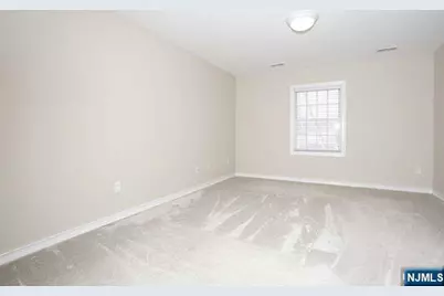 17 Colonial Village Drive, Hillsdale, NJ 07642 - Photo 14