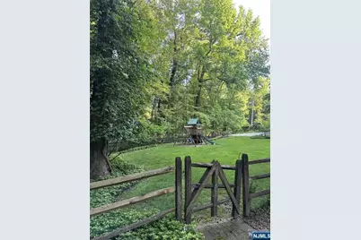 3 Lambs Lane, Cresskill, NJ 07626 - Photo 14